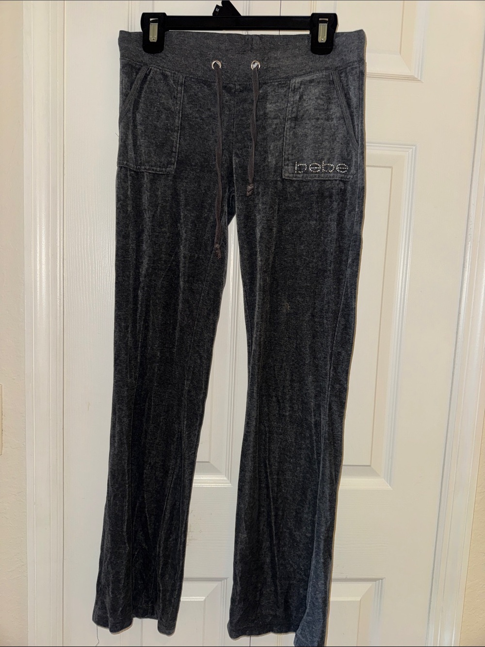 bebe Charcoal Gray Velour Jogger Pants - petite